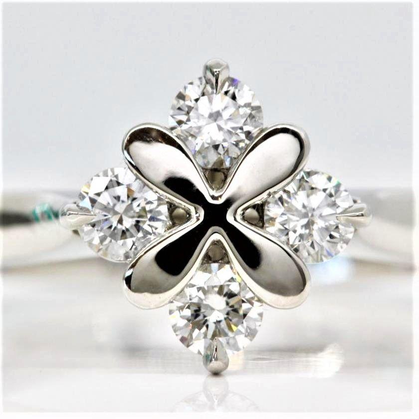 The Flower Diamond Ring - White Gold