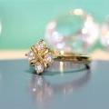 The Flower Diamond Ring - Yellow Gold