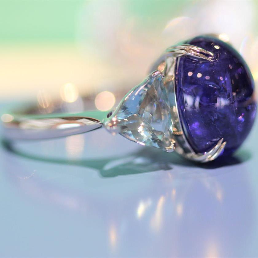 18ct White Gold Tanzanite and Aquamarine Ring