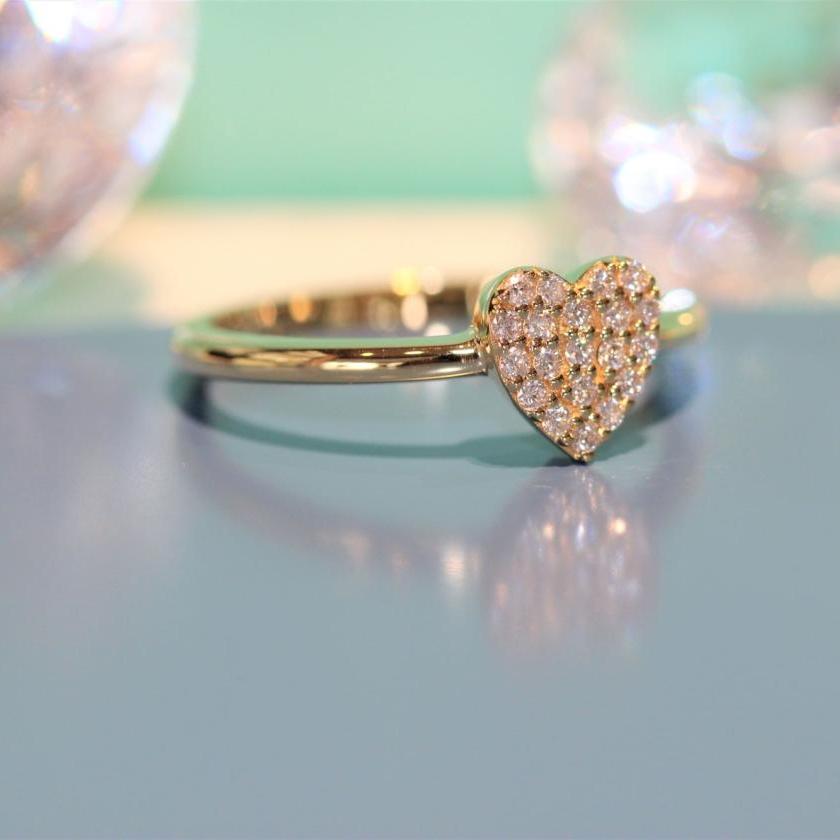 The Diamond Heart Ring - Yellow Gold