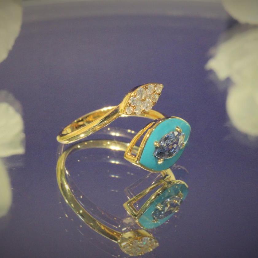 The Horus Sapphire & Diamond Ring