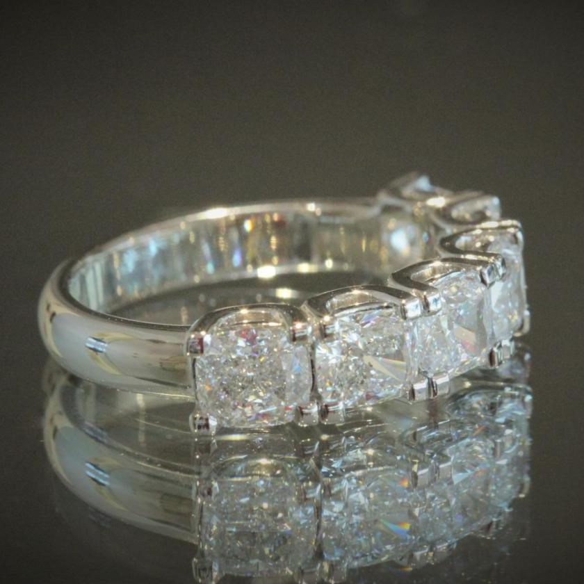 The Cushion Diamond Band