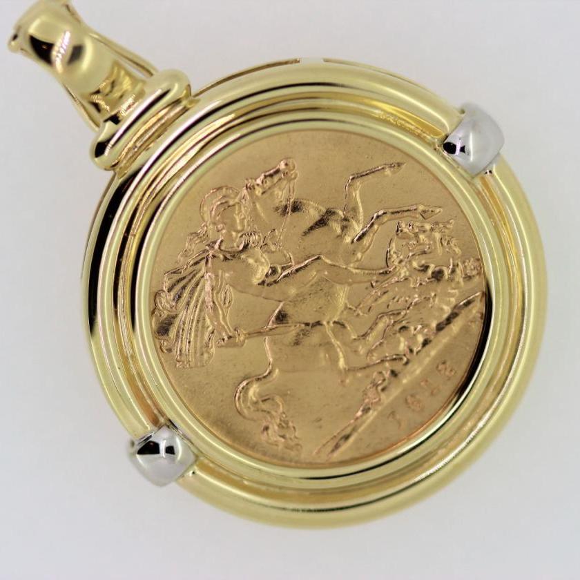 Queen Victoria 1893 gold full sovereign coin, loose mounted in gold pendant,  on gold chain, both 9ct - Jewellery, Watches & Coins