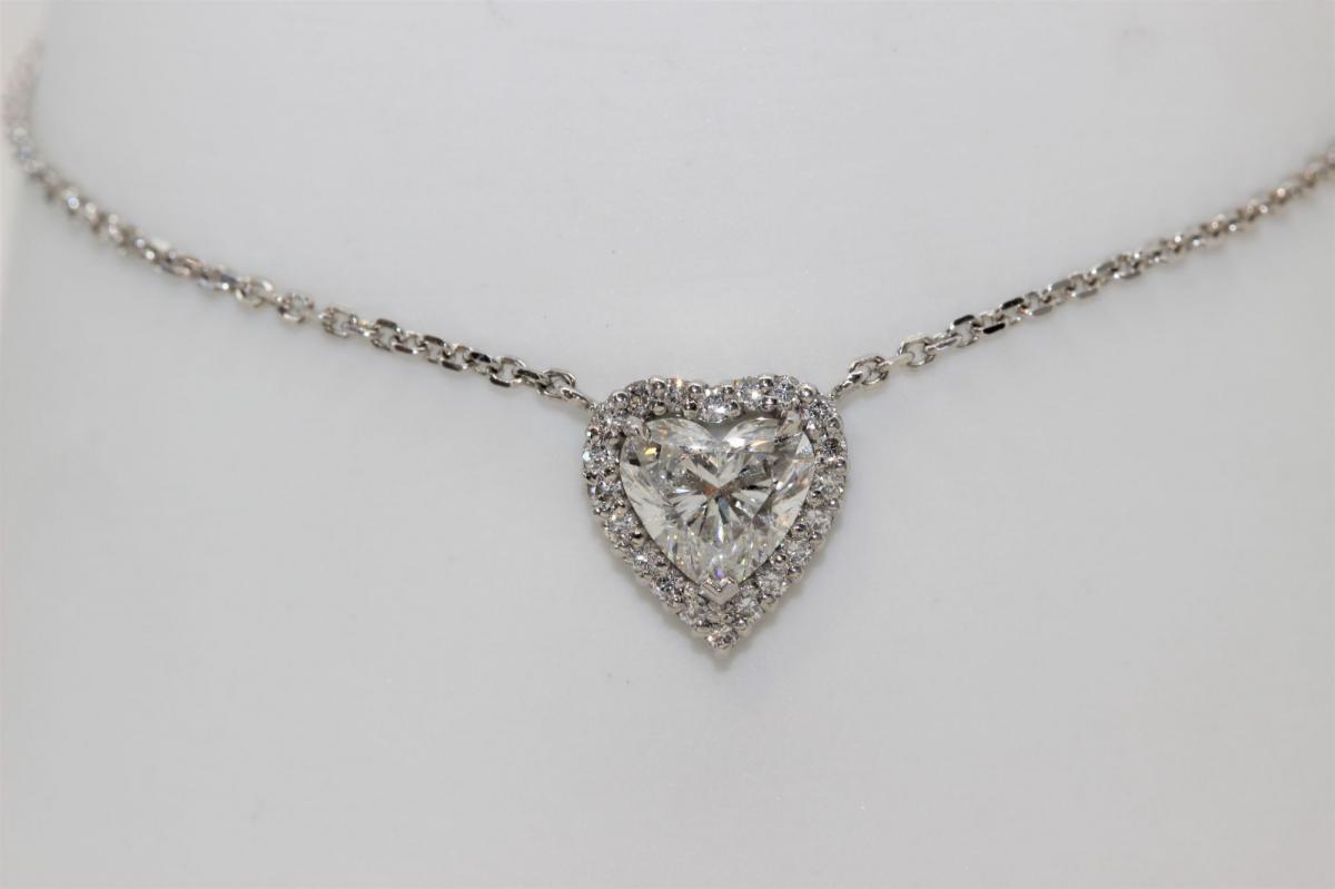 Heart diamond discount halo necklace