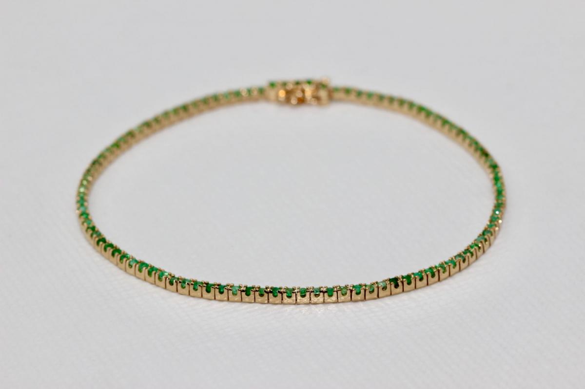 14ct Yellow Gold Emerald Tennis Bracelet [10-17] - $1,735 : Birkbecks