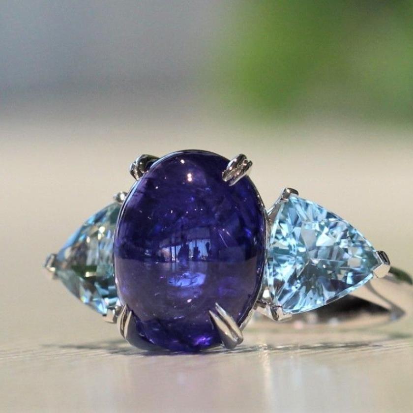 18ct White Gold Tanzanite and Aquamarine Ring