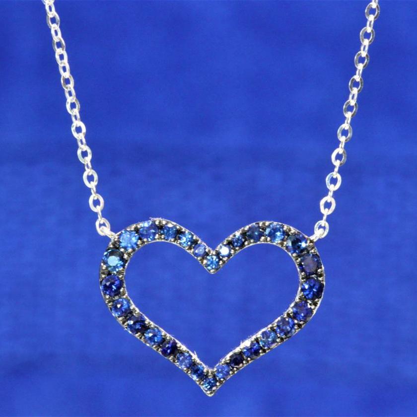 The Amare Blue Sapphire Pendant