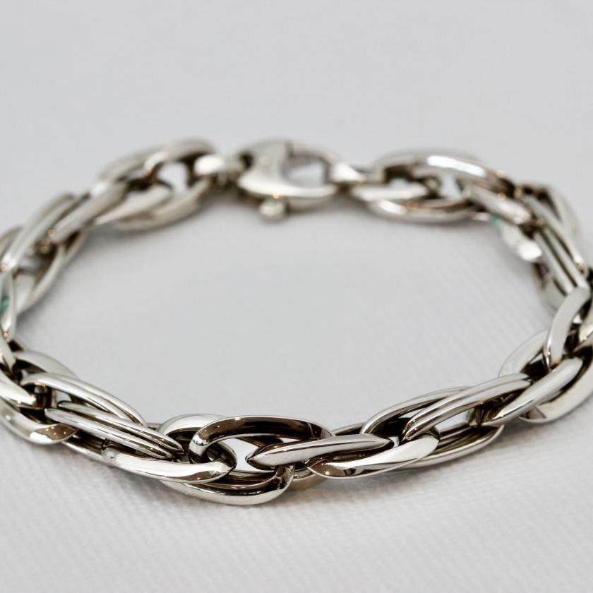 18ct White Gold Bracelet