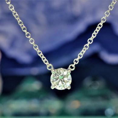 18ct White Gold Diamond Solitaire Necklet