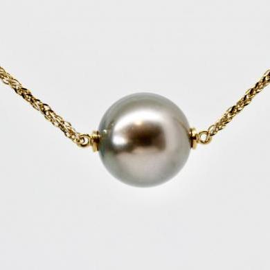 Grey Tahitian Pearl on Yellow and White Gold Chain