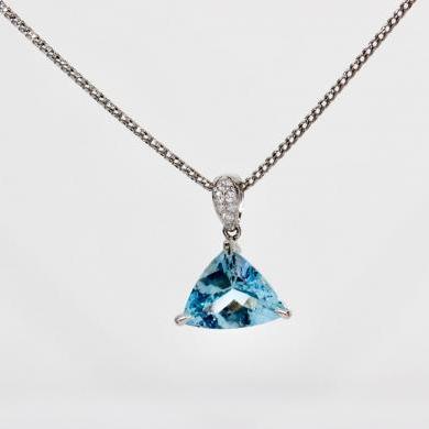 18ct White Gold Aquamarine and Diamond Pendant