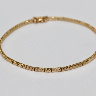 The Petite Tennis Bracelet - Yellow Sapphire