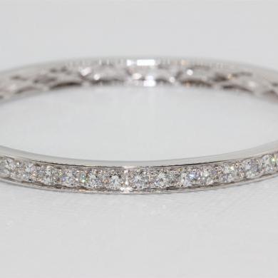 18ct White Gold Diamond Bangle