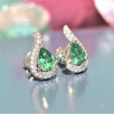 The Emerald Teardrop Earrings