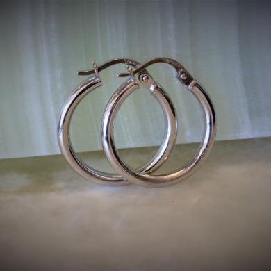The Round White Gold Hoops