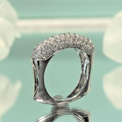 The Sculpted Diamond Ring